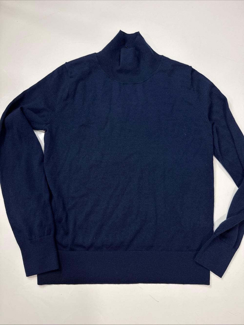 Women’s Banana Republic 100% Merino Wool Navy Turtleneck Size Xs A020826